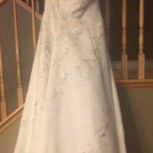 David’s bridal dress